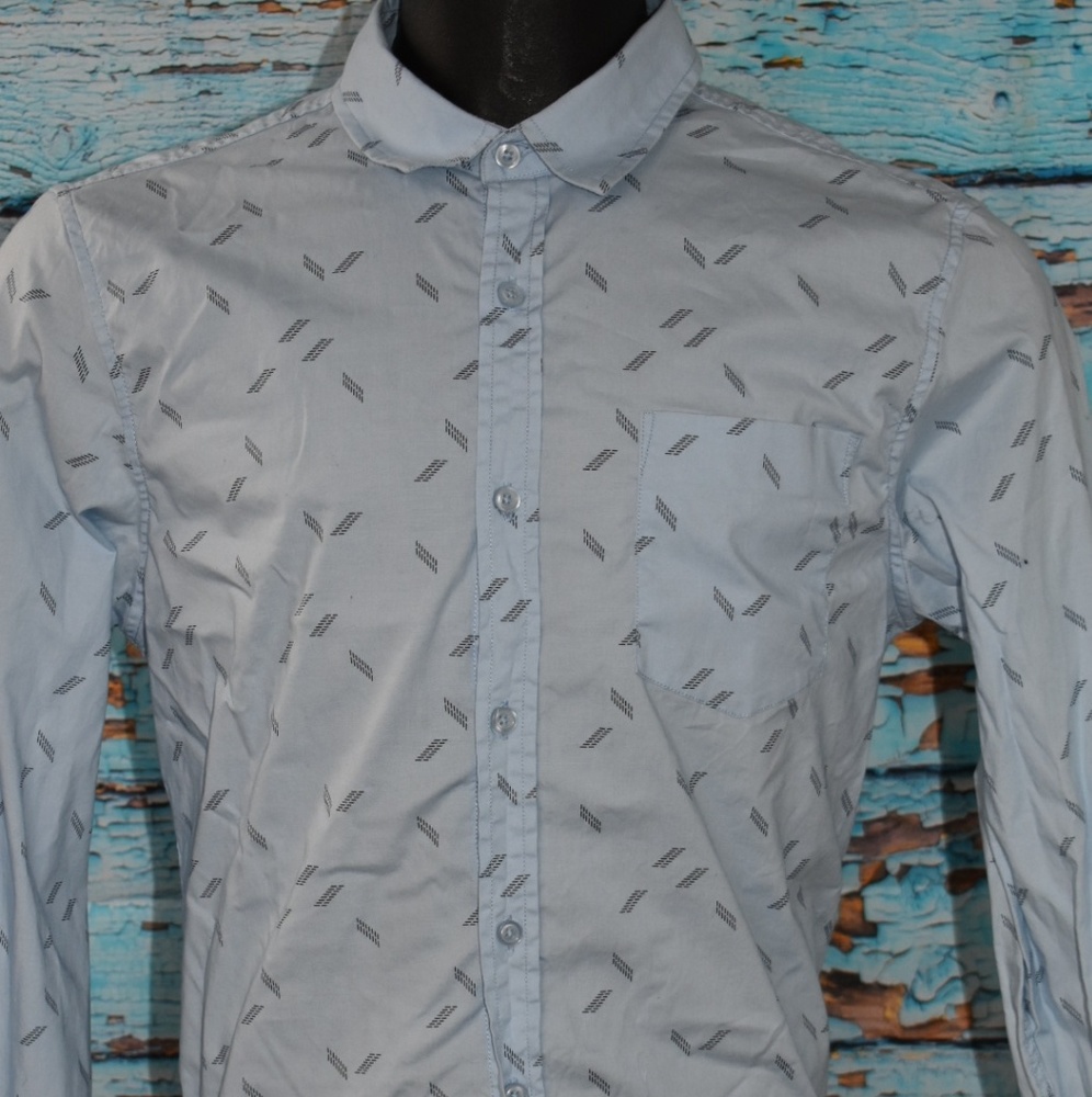 Men's button up dress shirt